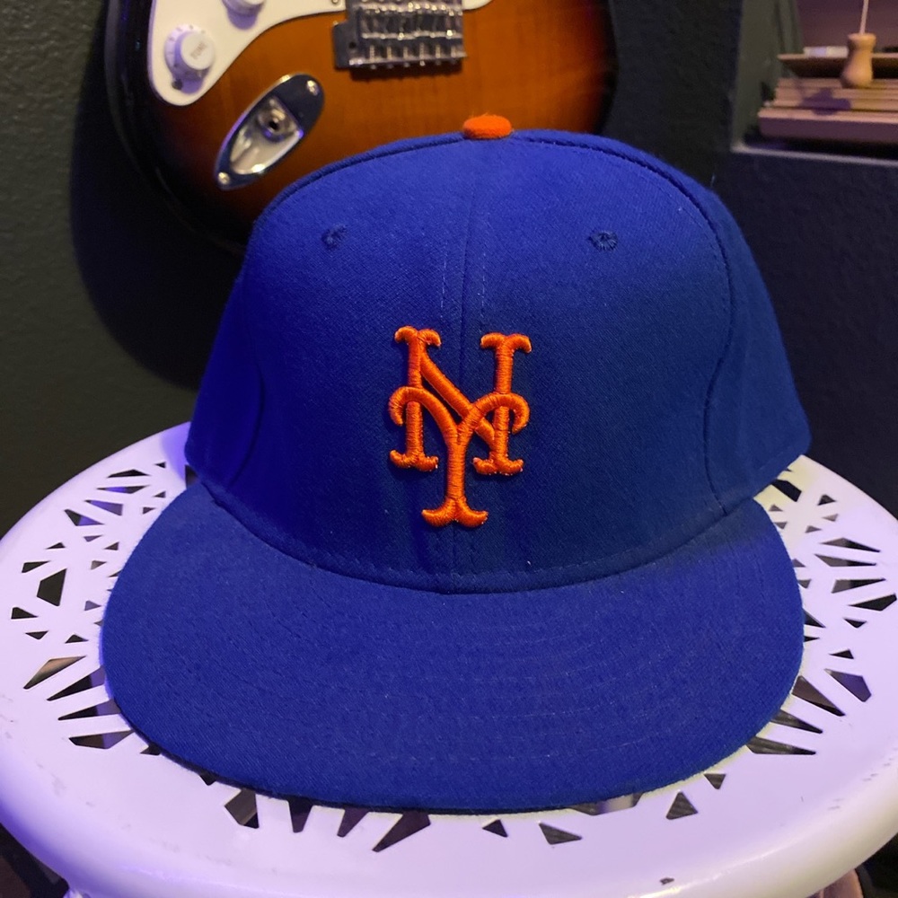 New York Mets New Era Fitted Hat. Size 6 7/8.